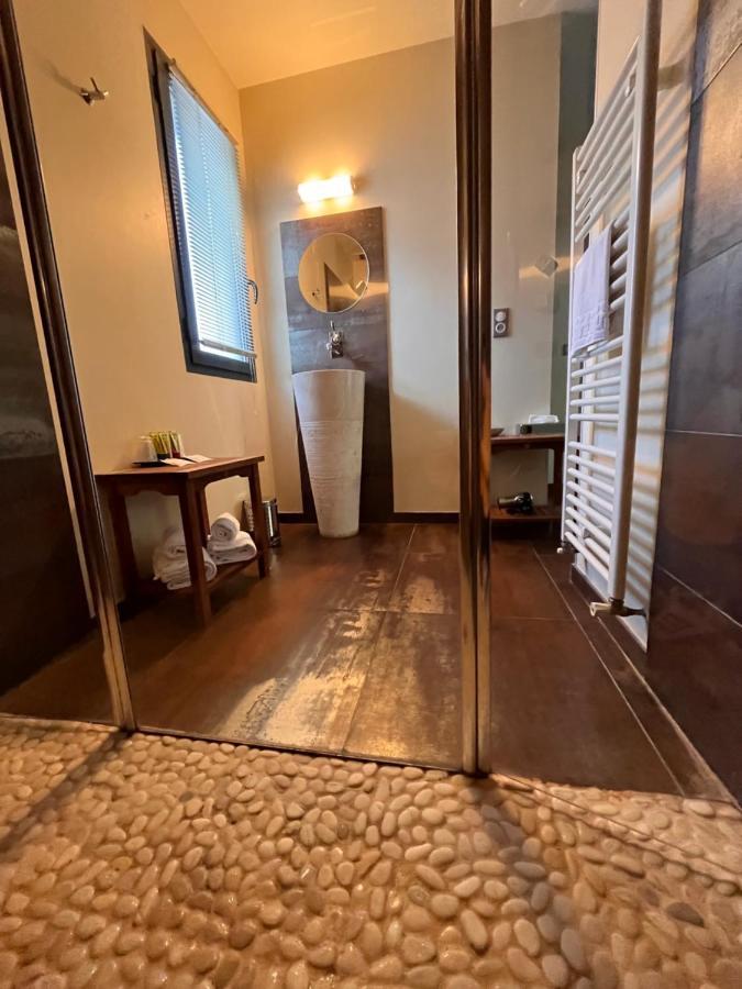 Le Vinois Hotell Caillac Eksteriør bilde